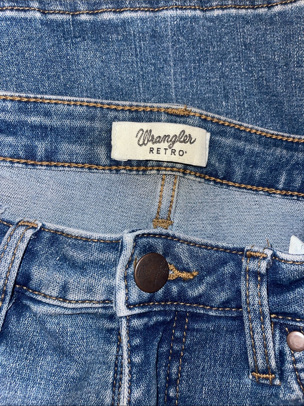 Wrangler Jeans - Picture 2 of 3